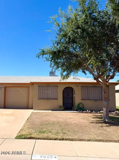 9509 W North Lane #A, Peoria, AZ 85345