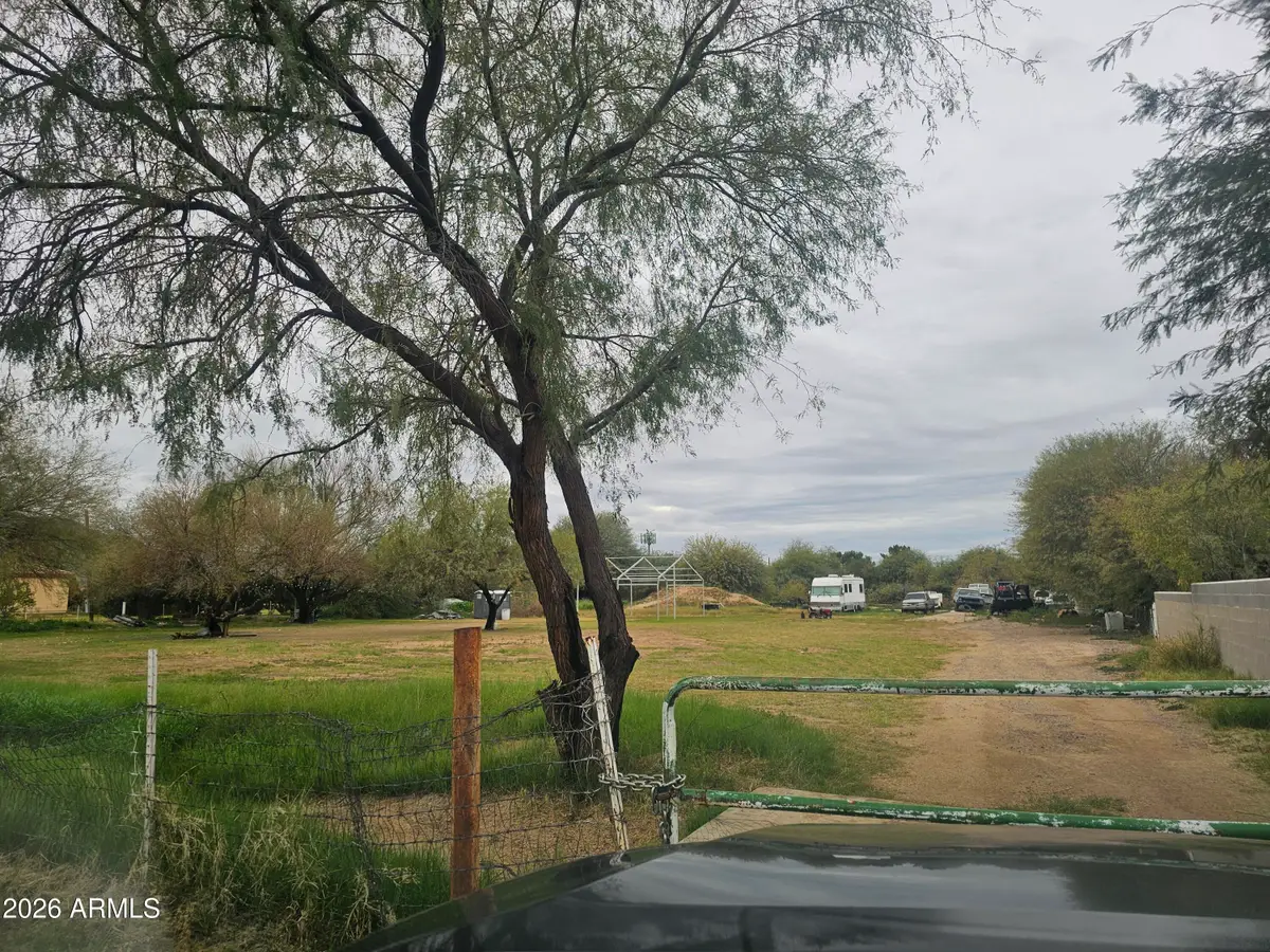 8230 S 20th Avenue, Phoenix, AZ 85041 - #1