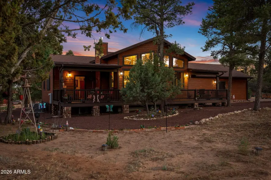 2207 Four Point Circle, Overgaard, AZ 85933 - #2