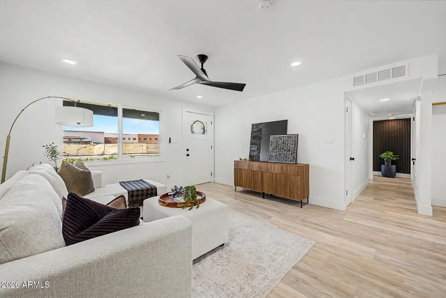 3611 E Delcoa Drive, Phoenix, AZ 85032 - #2