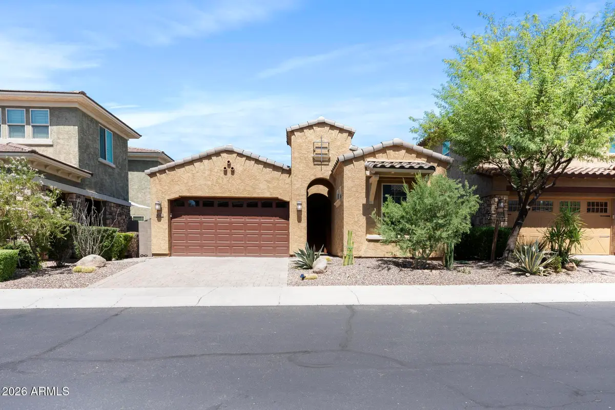4522 E Vista Bonita Drive, Phoenix, AZ 85050 - #1