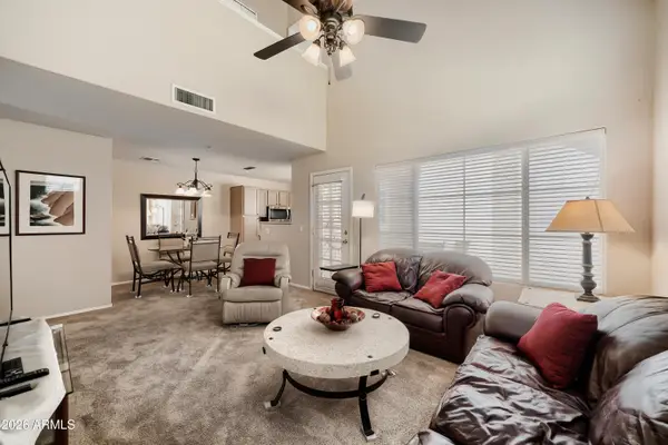 1633 E Lakeside Drive #120, Gilbert, AZ 85234