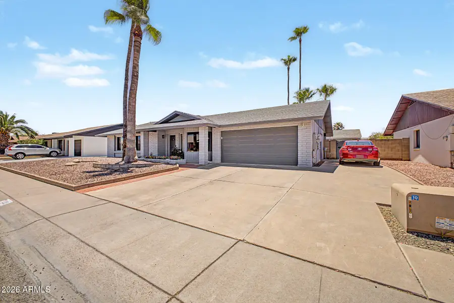 221 E Helena Drive, Phoenix, AZ 85022 - #2