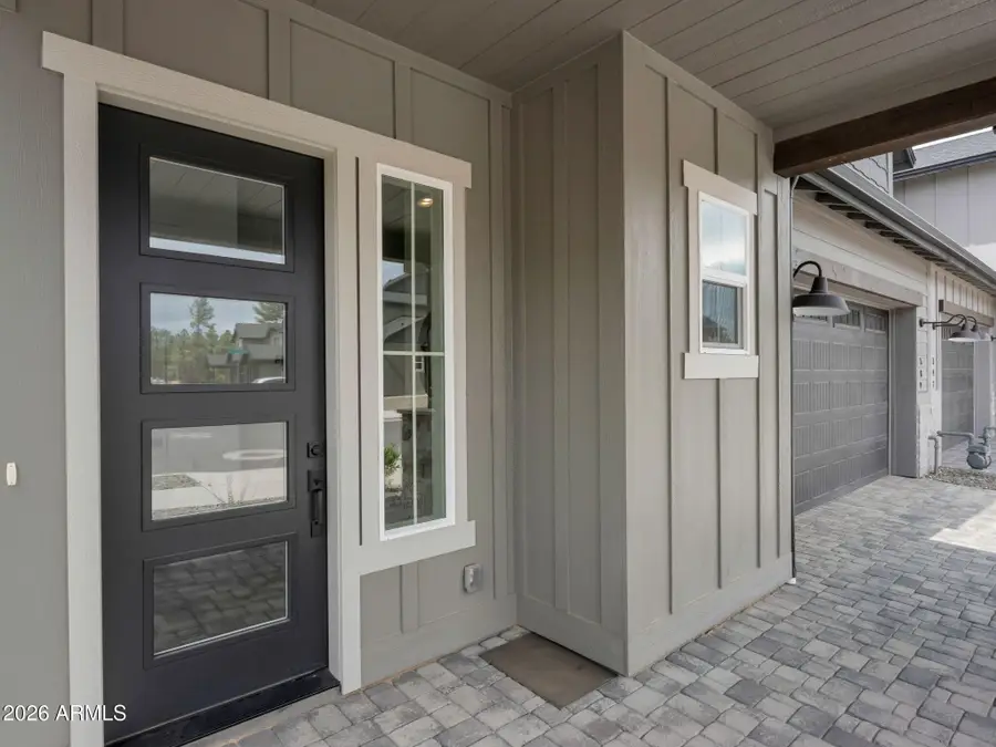 589 N Snowberry Circle, Flagstaff, AZ 86004 - #3