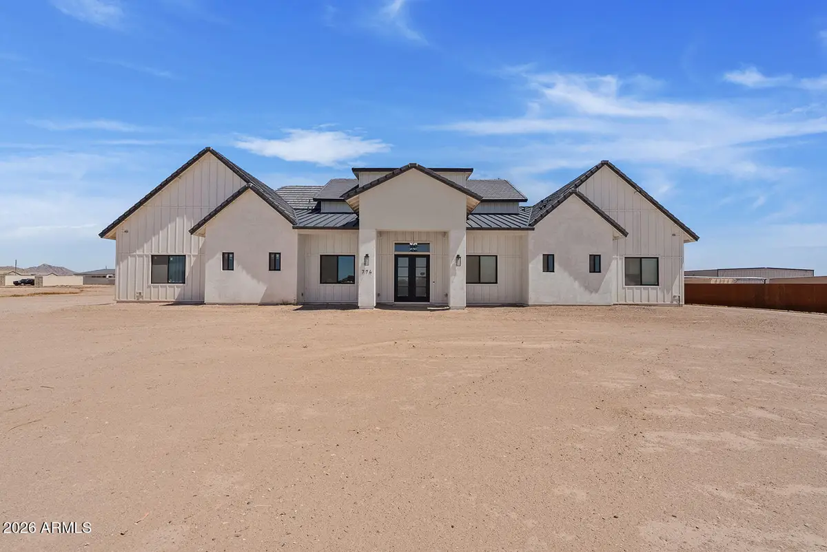 774 W Silverdale Road, San Tan Valley, AZ 85143 - #1