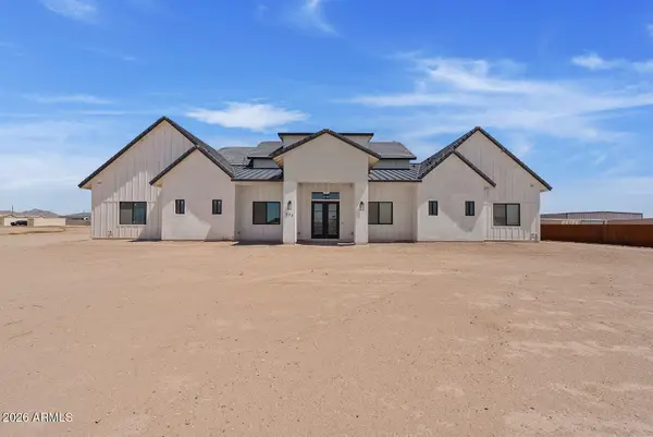 774 W Silverdale Road, San Tan Valley, AZ 85143