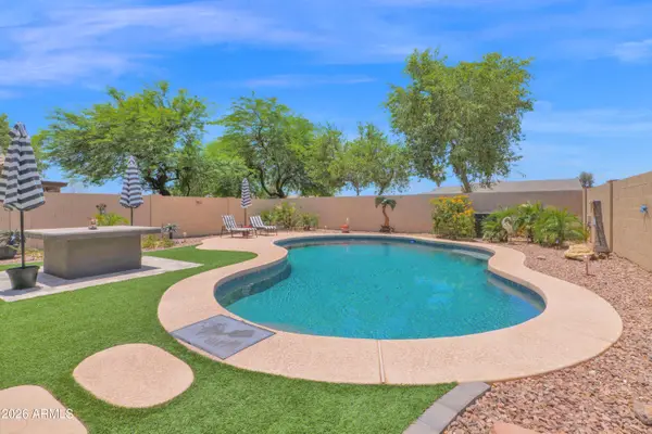 39470 N Dusty Drive, San Tan Valley, AZ 85140