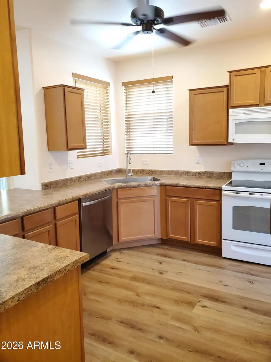 3944 E Leslie Drive E, Gilbert, AZ 85296 - #3