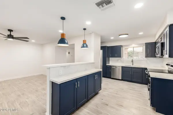 6740 E Adobe Street, Mesa, AZ 85205