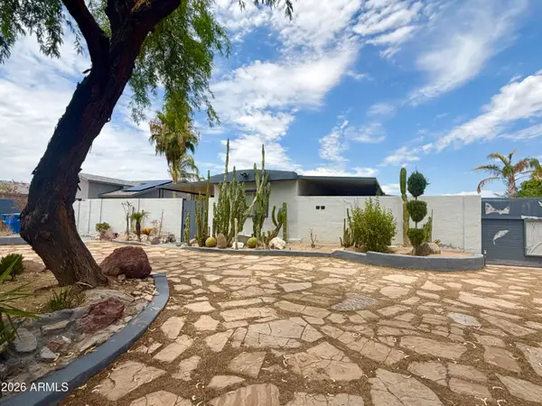 3520 W Monona Drive, Glendale, AZ 85308
