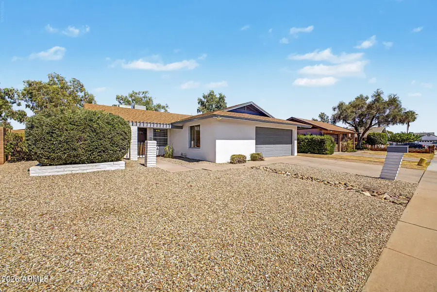 11413 N 56th Avenue, Glendale, AZ 85304 - #3