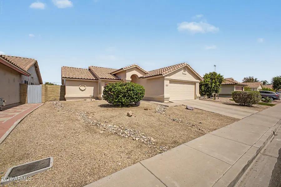 6657 N 77th Drive, Glendale, AZ 85303 - #2