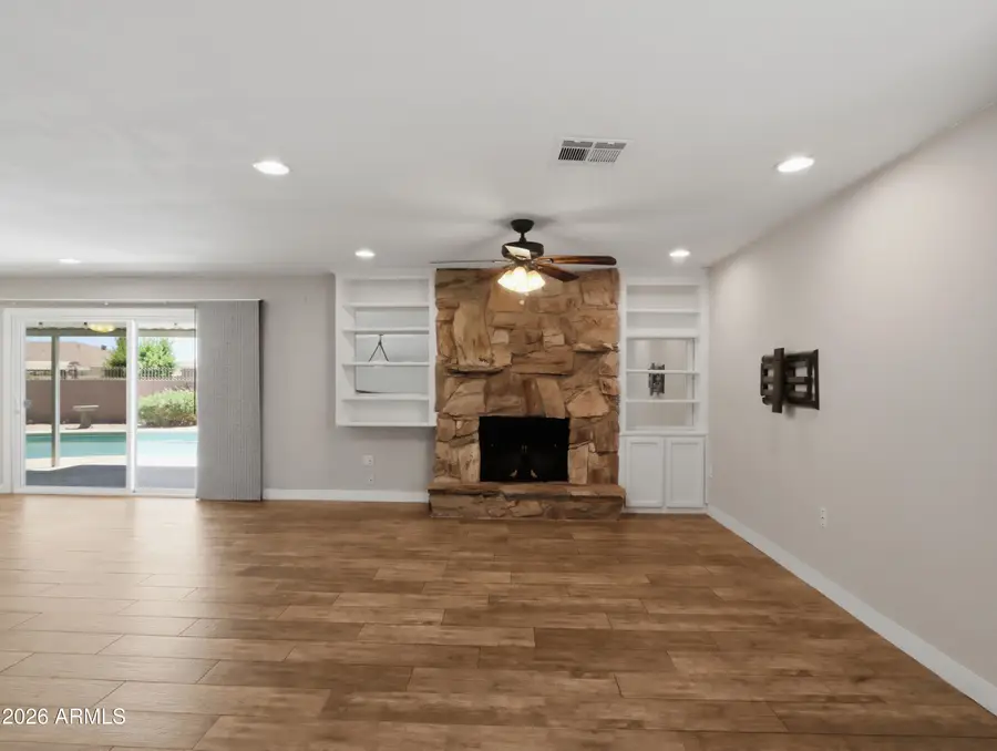 9627 W Lindgren Avenue, Sun City, AZ 85373 - #3