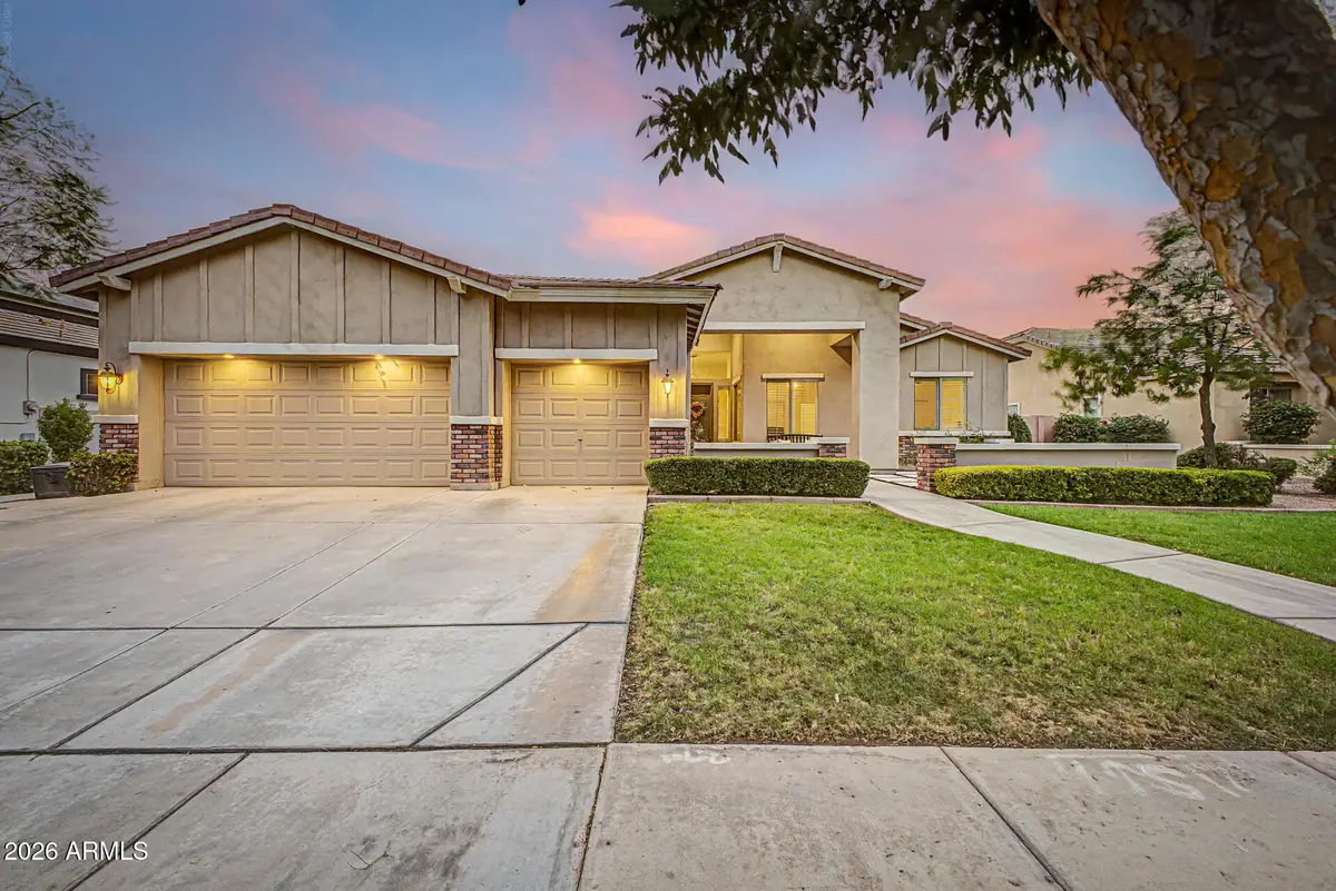 2975 E Comstock Drive, Gilbert, AZ 85296 - #1