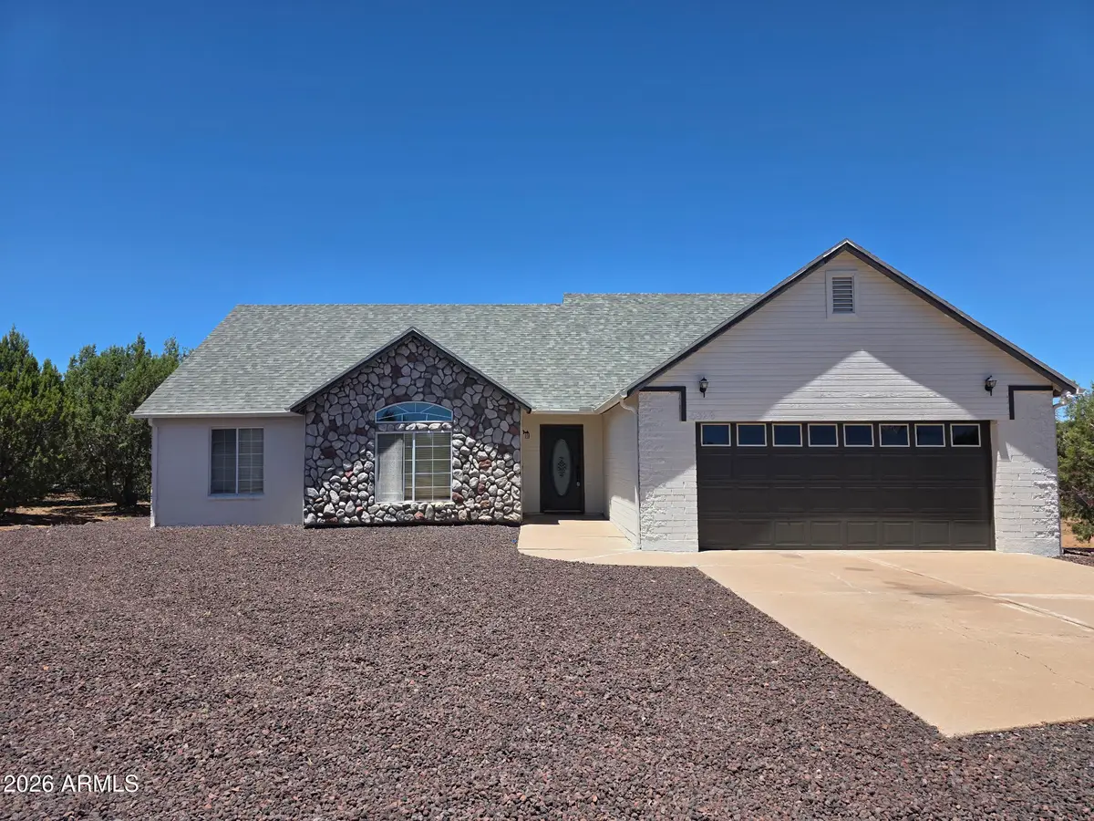 5326 April Place, Pinedale, AZ 85934 - #1