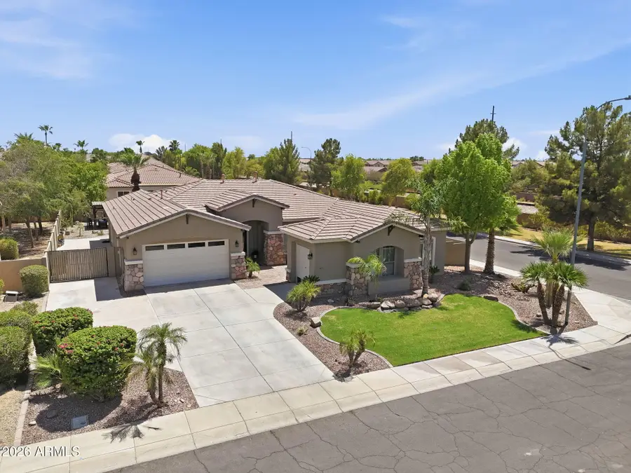 407 E Tonto Place, Chandler, AZ 85249 - #3
