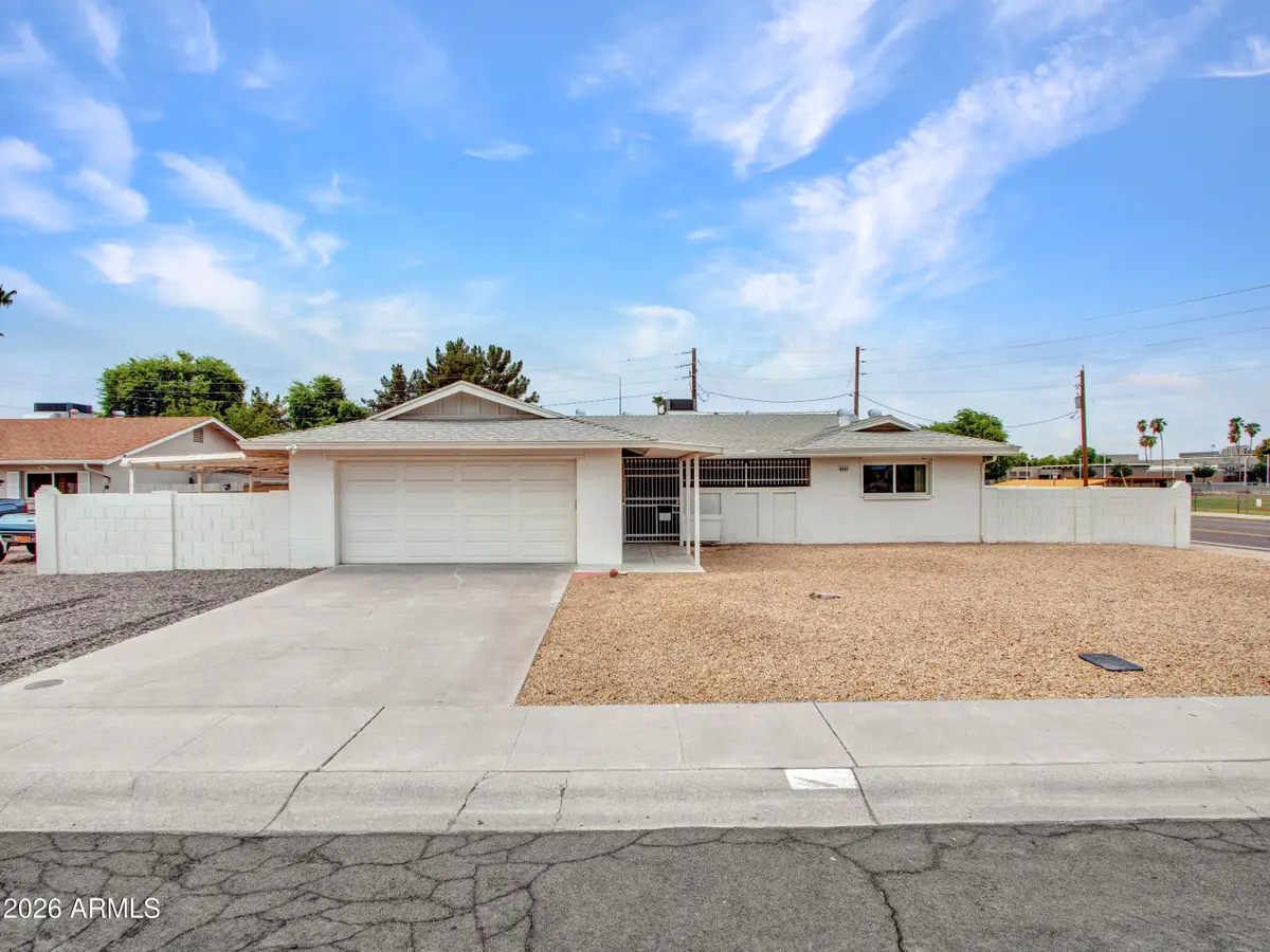 8201 E Malcomb Drive, Scottsdale, AZ 85250 - #1