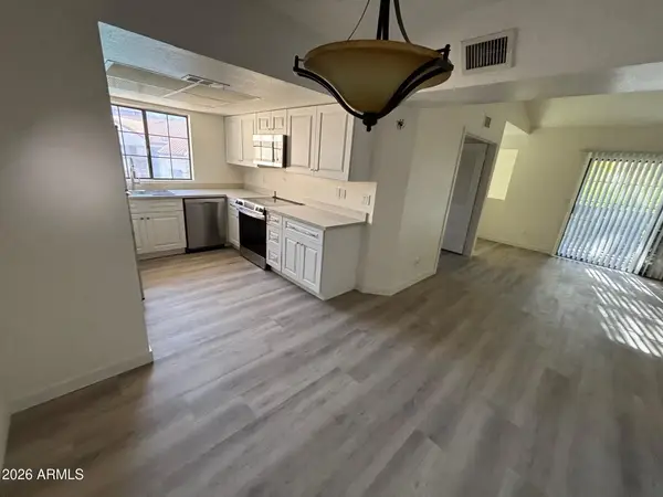 700 E Mesquite Circle #M229, Tempe, AZ 85288