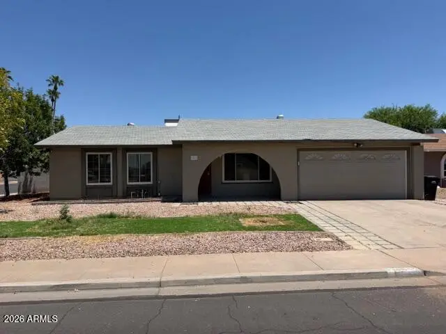 3033 S Longmore --, Mesa, AZ 85202 - #2