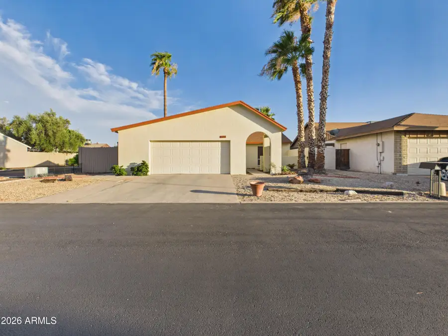 4033 W Griswold Road, Phoenix, AZ 85051 - #2