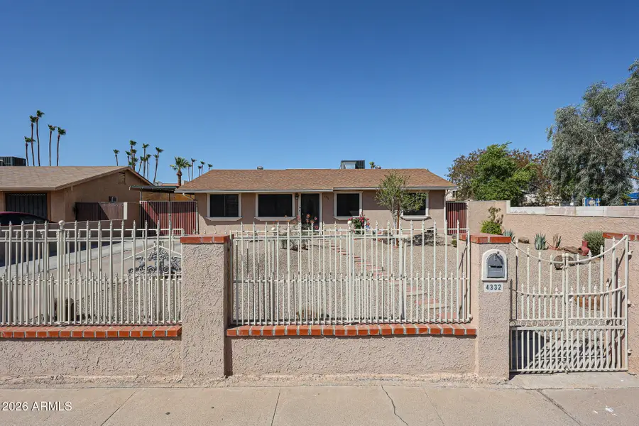 4332 W Clarendon Avenue, Phoenix, AZ 85031 - #2