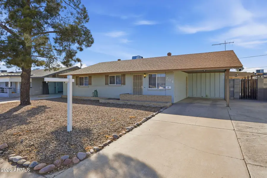 204 E Hampton Avenue, Mesa, AZ 85210 - #2