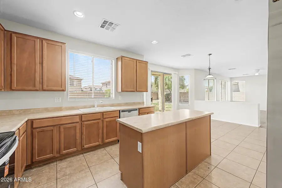 13627 W Calavar Road, Surprise, AZ 85379 - #3