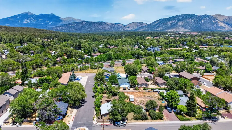 530 W Tombstone Avenue, Flagstaff, AZ 86001 - #2