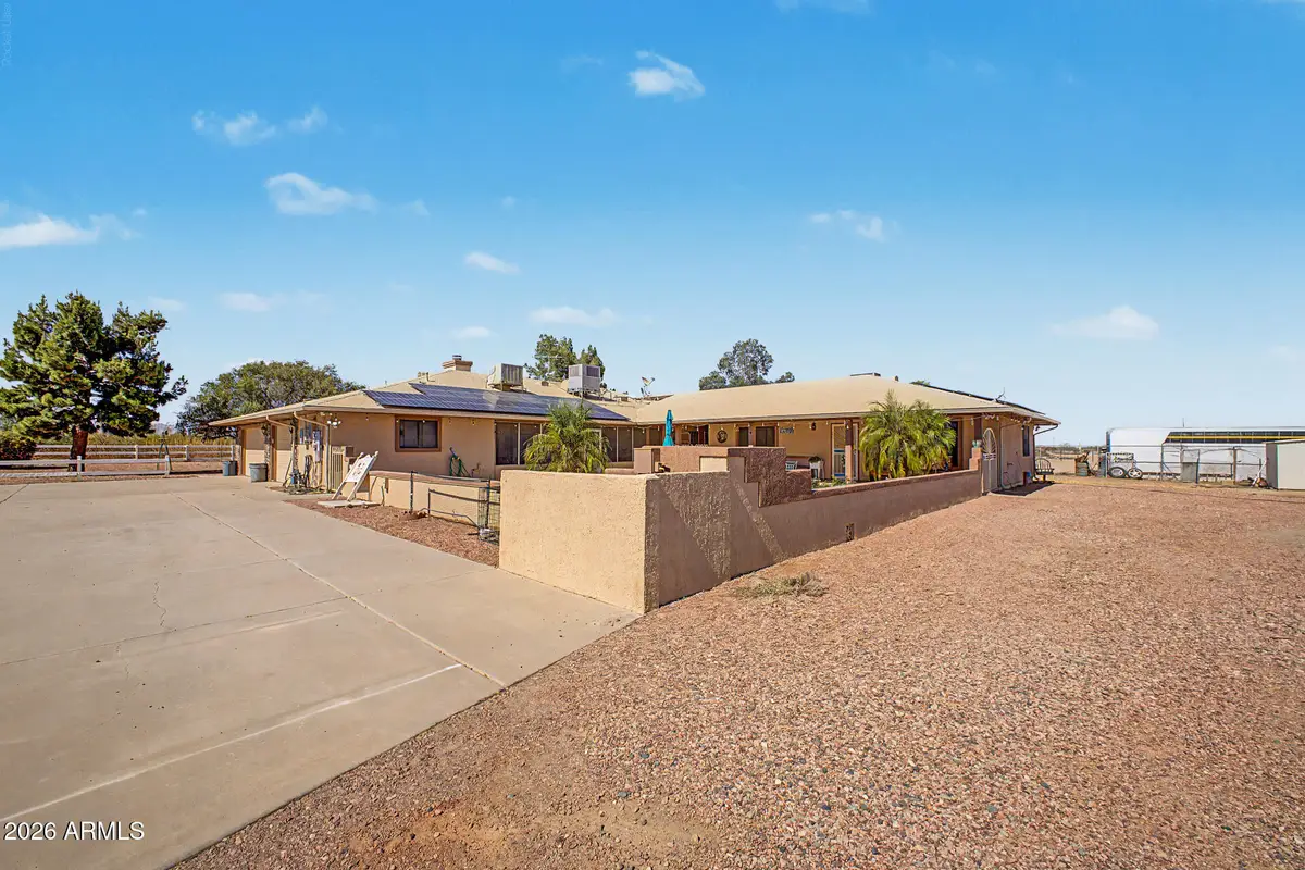 20537 W Gordon Way, Wittmann, AZ 85361 - #1