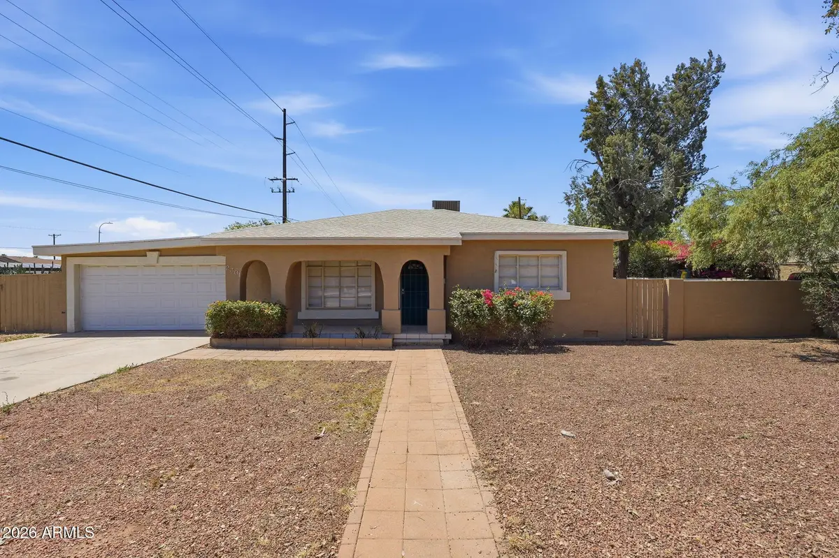 2301 W San Miguel Avenue, Phoenix, AZ 85015 - #1