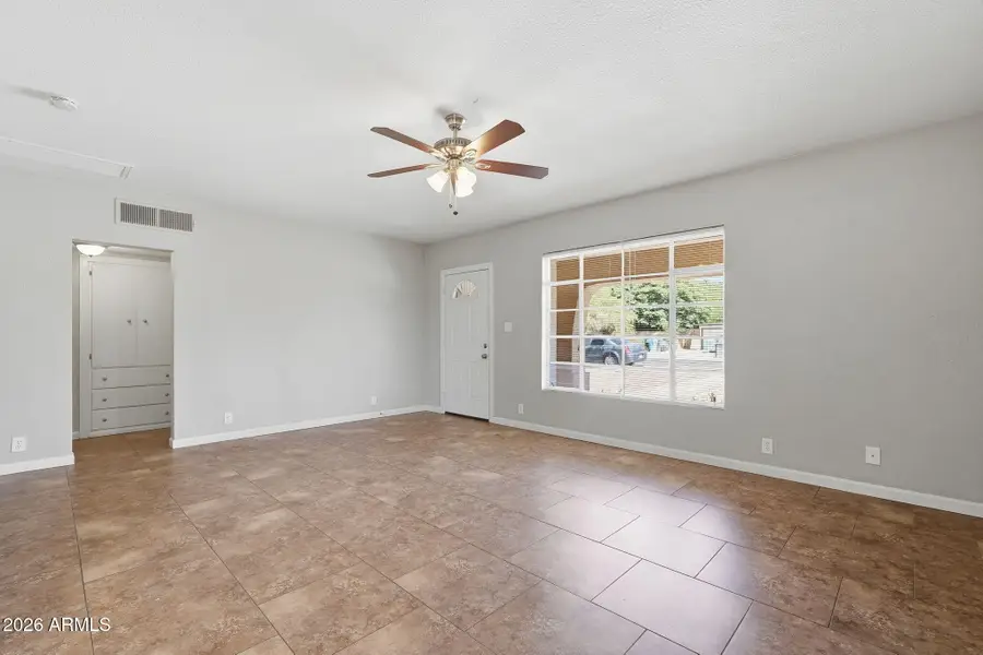 2301 W San Miguel Avenue, Phoenix, AZ 85015 - #3