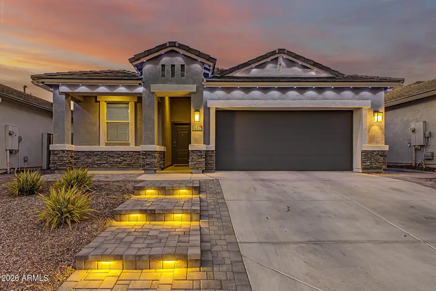 2516 W Seaver Avenue, Apache Junction, AZ 85120 - #2