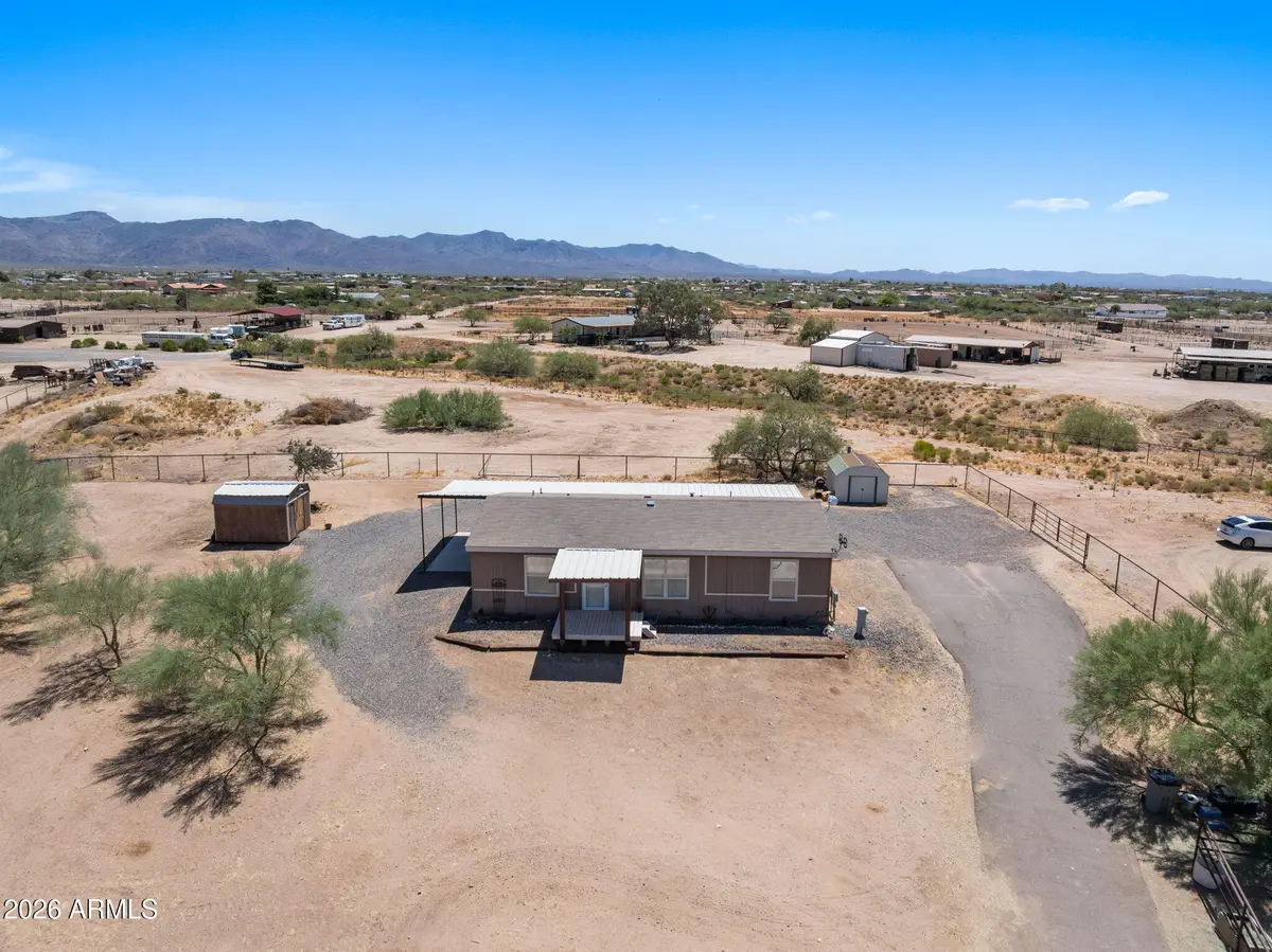 27565 S Clydesdale Avenue, Congress, AZ 85332 - #1