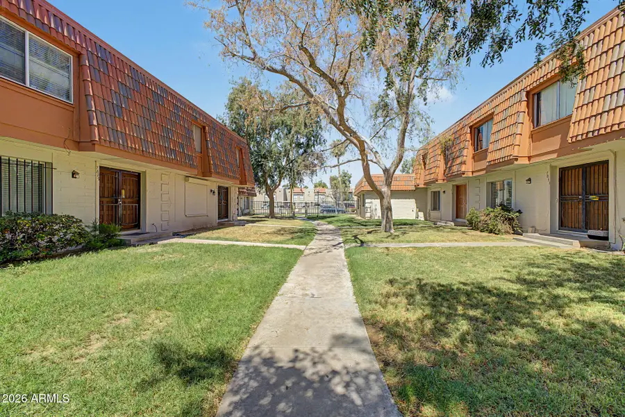 7833 N 49th Avenue, Glendale, AZ 85301 - #2