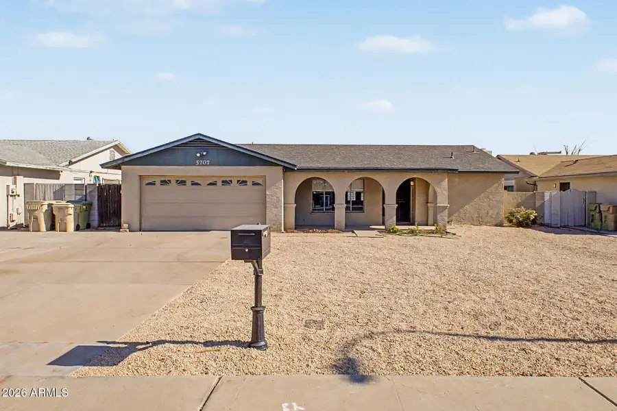 5707 W Cholla Street, Glendale, AZ 85304 - #3
