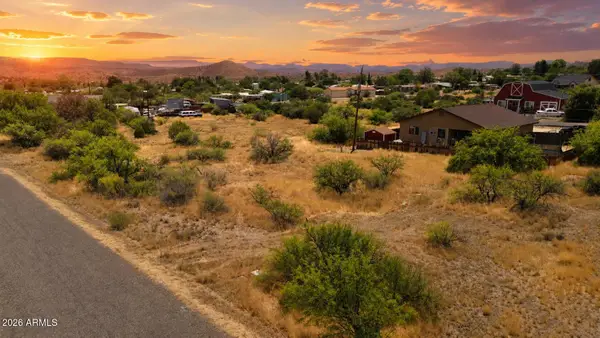20619 E Mesa Verde Road #238, Mayer, AZ 86333