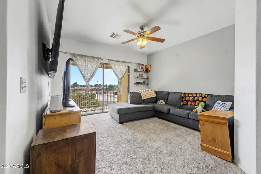 6770 N 47th Avenue #2023, Glendale, AZ 85301 - #3