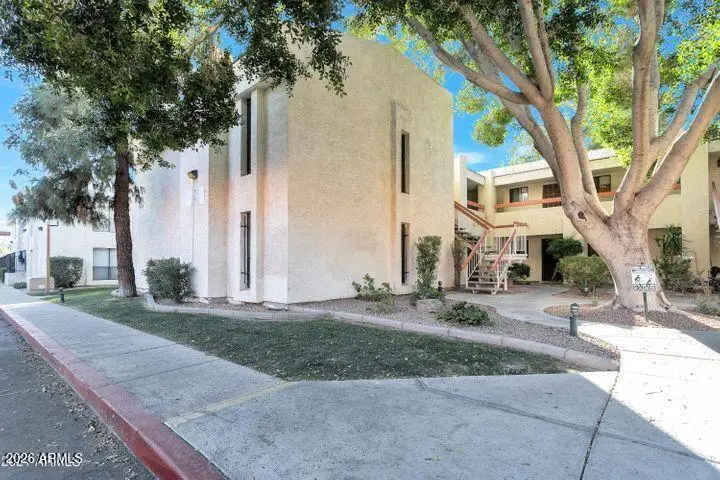 3119 W Cochise Drive #136, Phoenix, AZ 85051 - #1