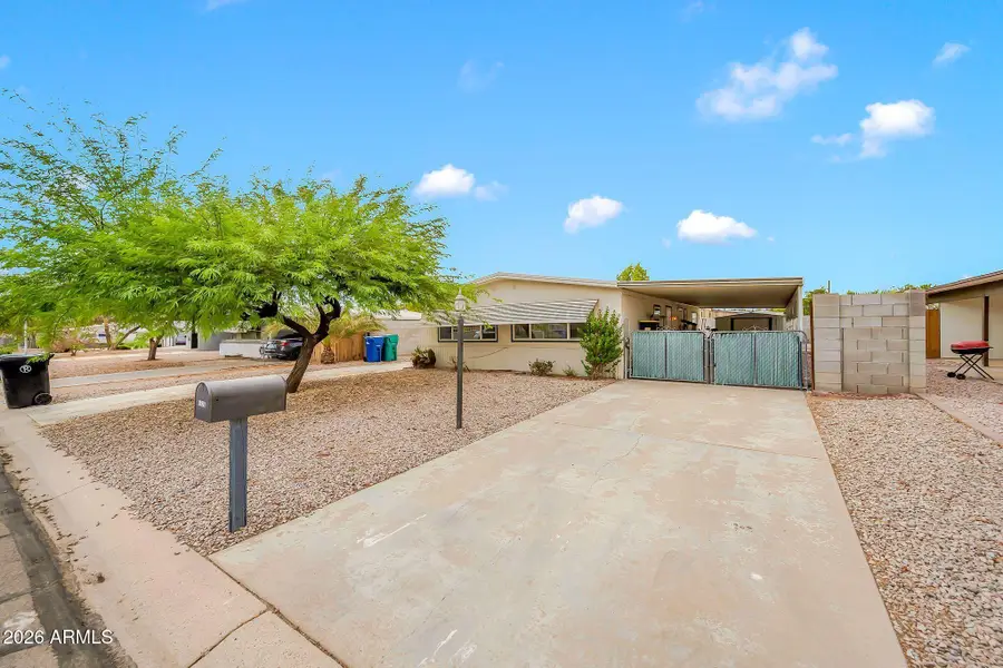 7628 E Garnet Avenue, Mesa, AZ 85209 - #2