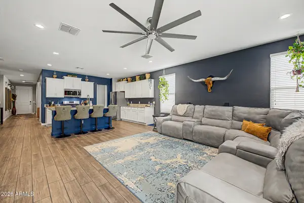 35871 N Loemann Drive, San Tan Valley, AZ 85143