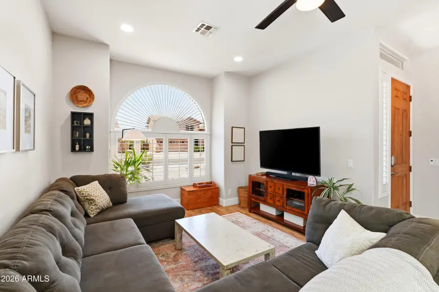 287 W Oxford Lane, Gilbert, AZ 85233 - #3