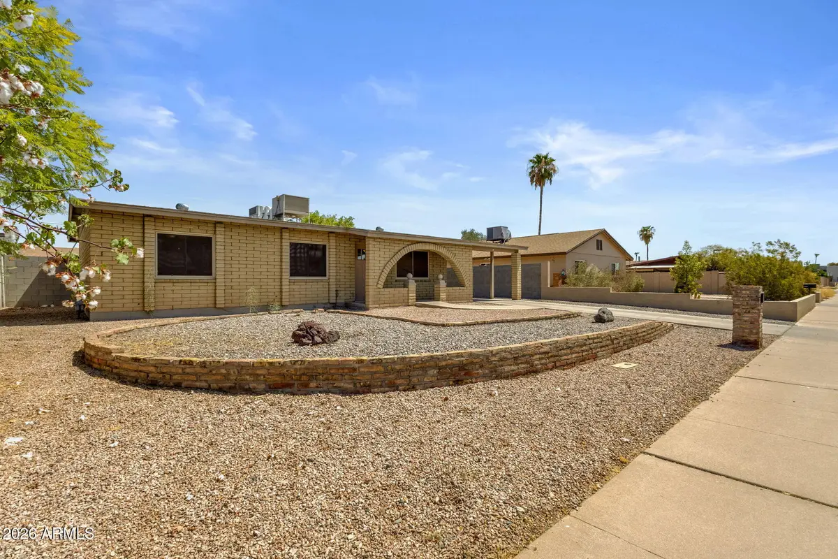 1902 E Emerald Avenue, Mesa, AZ 85204 - #1