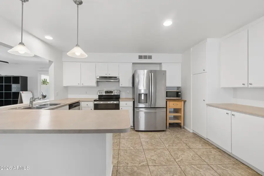 642 W Magdalena Drive, Tempe, AZ 85283 - #2