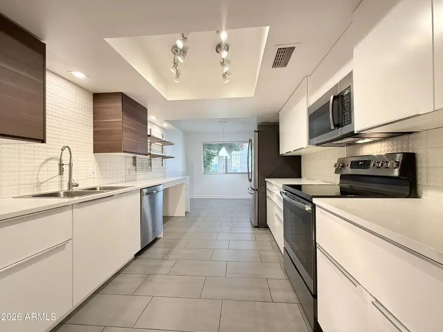 312 W Laguna Drive, Tempe, AZ 85282 - #3