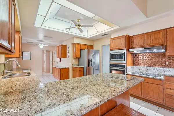 12739 W Crystal Lake Drive, Sun City West, AZ 85375