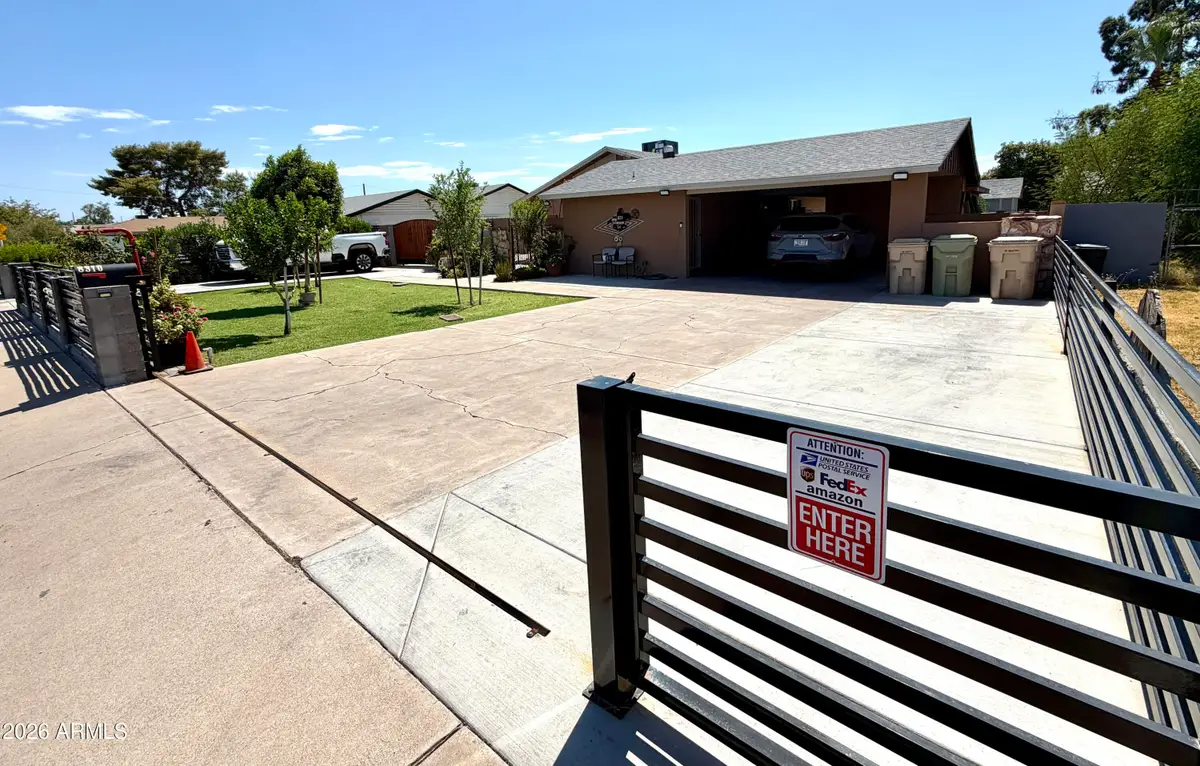 8310 N 55th Avenue, Glendale, AZ 85302 - #1