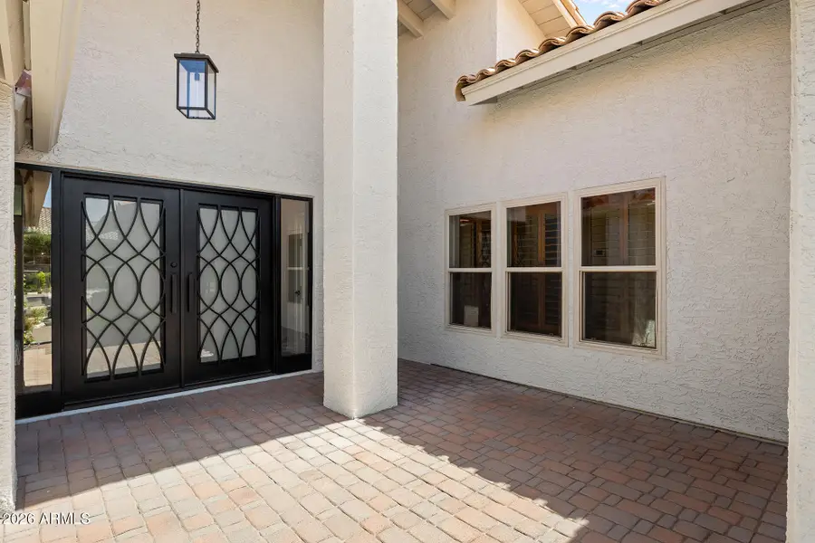 9886 E Cinnabar Avenue, Scottsdale, AZ 85258 - #3
