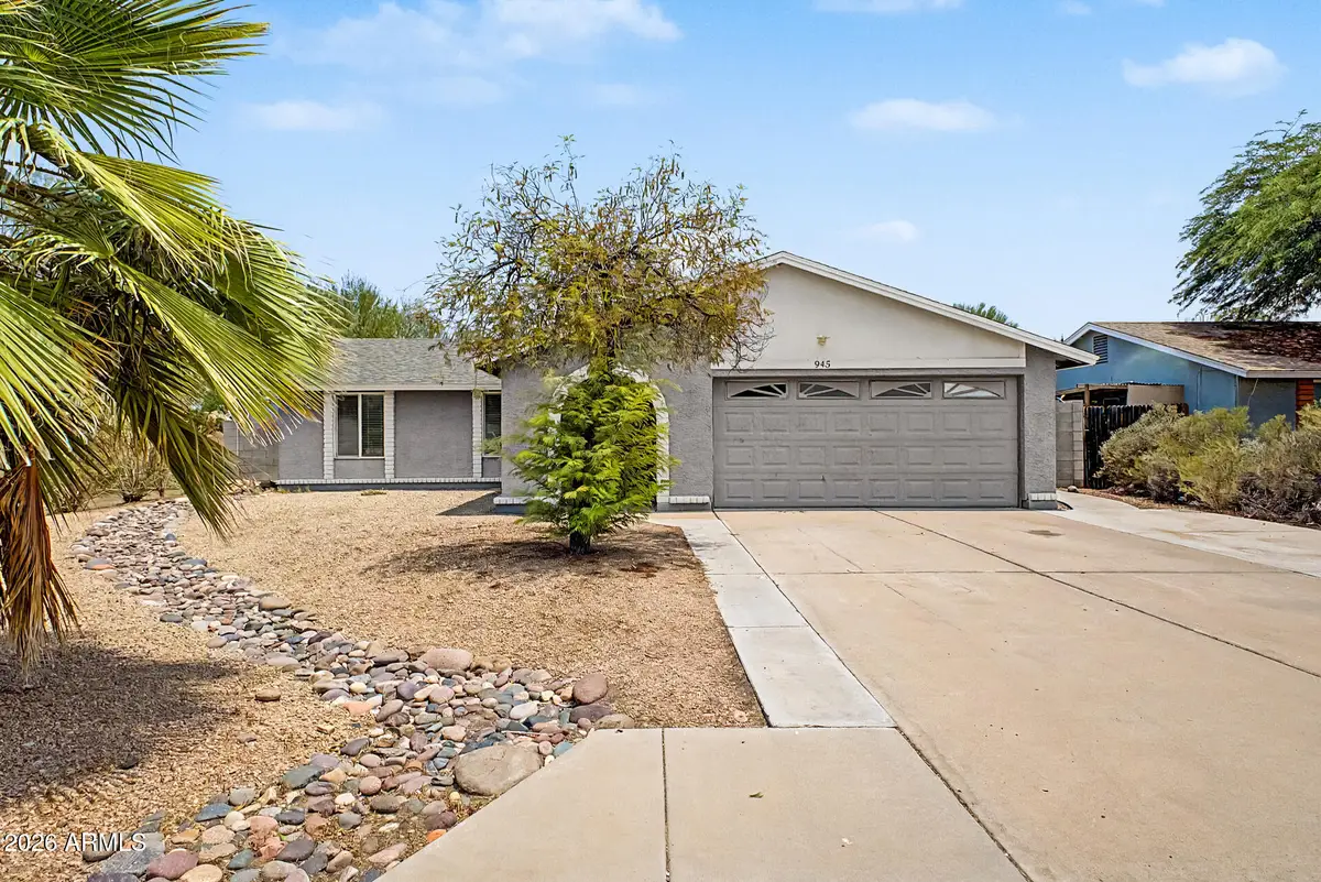 945 N Central Drive, Chandler, AZ 85224 - #1