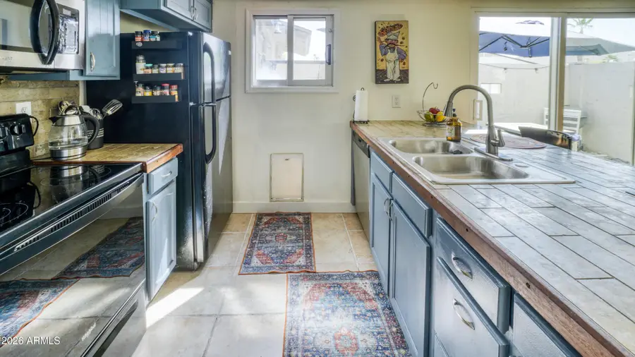 253 E Beck Lane, Phoenix, AZ 85022 - #2