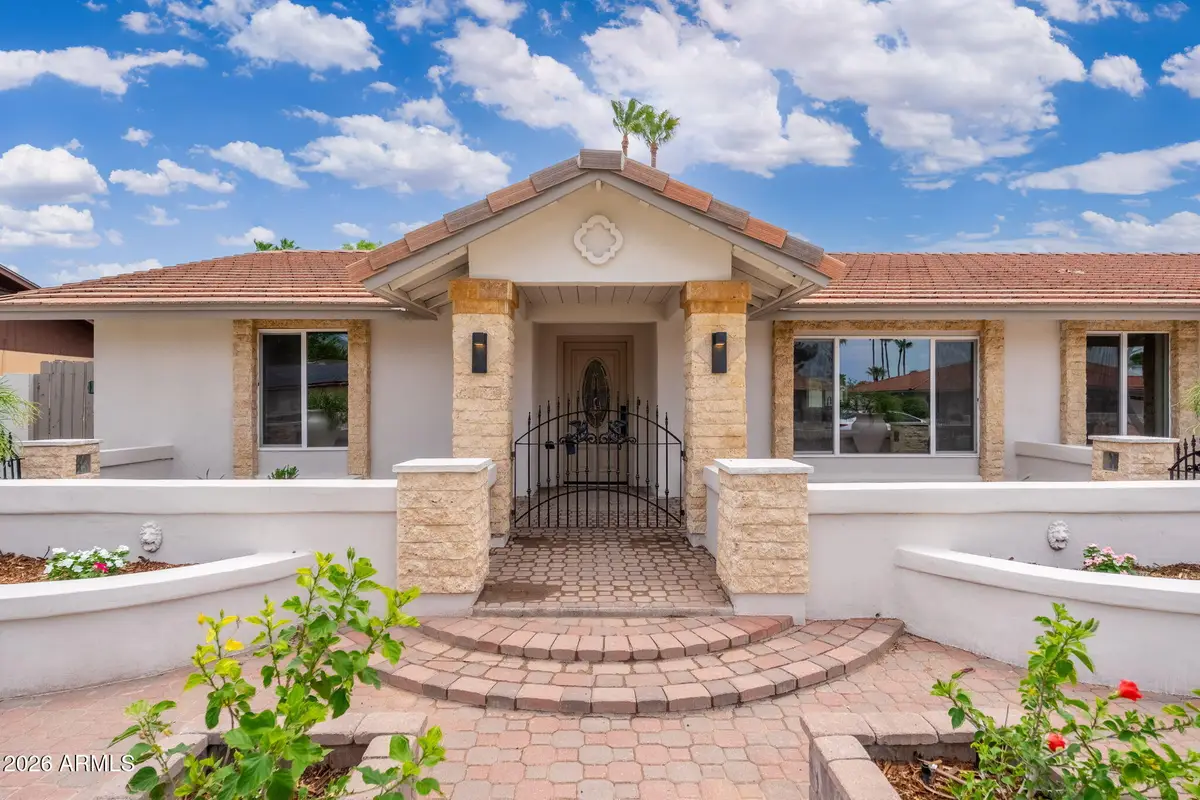 417 E Marconi Avenue, Phoenix, AZ 85022 - #1
